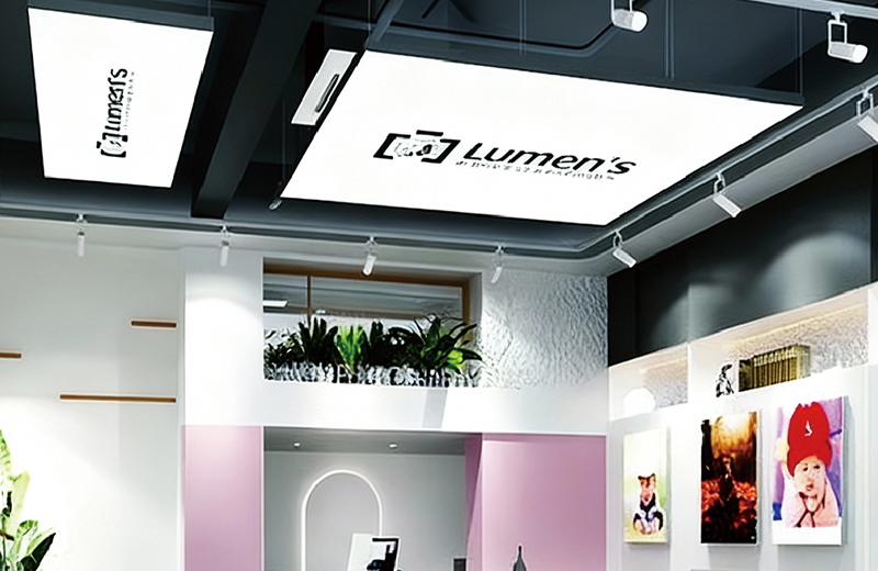 40mm SEG Light Box - Showrooms and Brand Experience Spaces 40mm SEG light box as a freestanding backlit panel in a showroom or brand experience space